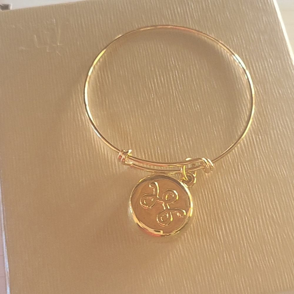 InvisaWear Gold Bracelet